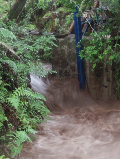 Crecida_rio_Grande_La_Cortina_2_100708_.jpg